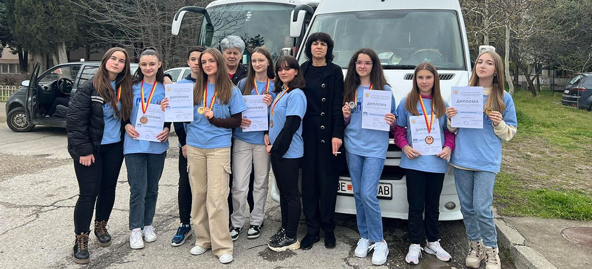 Одлични резултати на учениците од ООУ”Дедо Иљо Малешевски” на државниот натпревар на млади техничари и природници